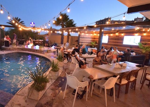 SWIM Poolside Lounge & Grille