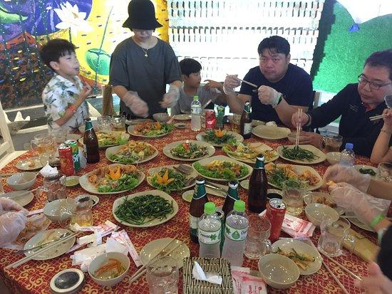 Dong Ho Restaurant