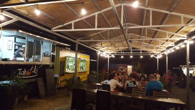 Aguadilla Foodtruck Park