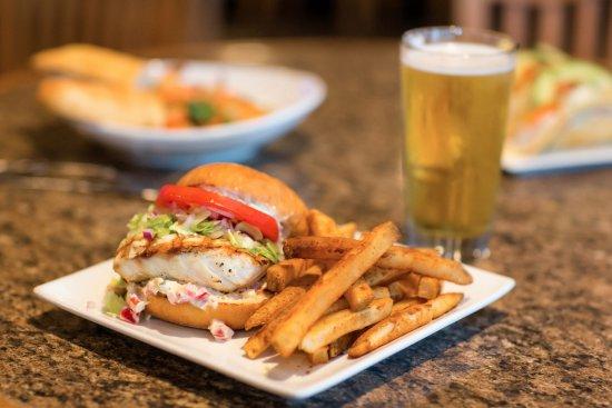 Crow's Nest Bar & Grille