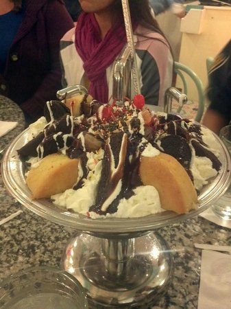 Beaches & Cream Soda Shop
