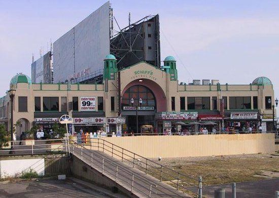 Central Pier Arcade